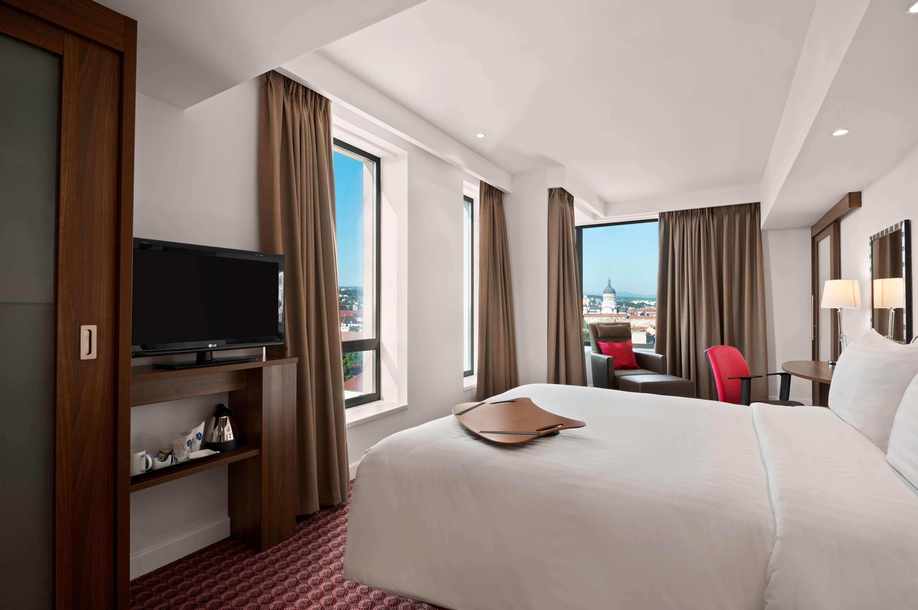 Hampton By Hilton Cluj-Napoca Hotel Ngoại thất bức ảnh