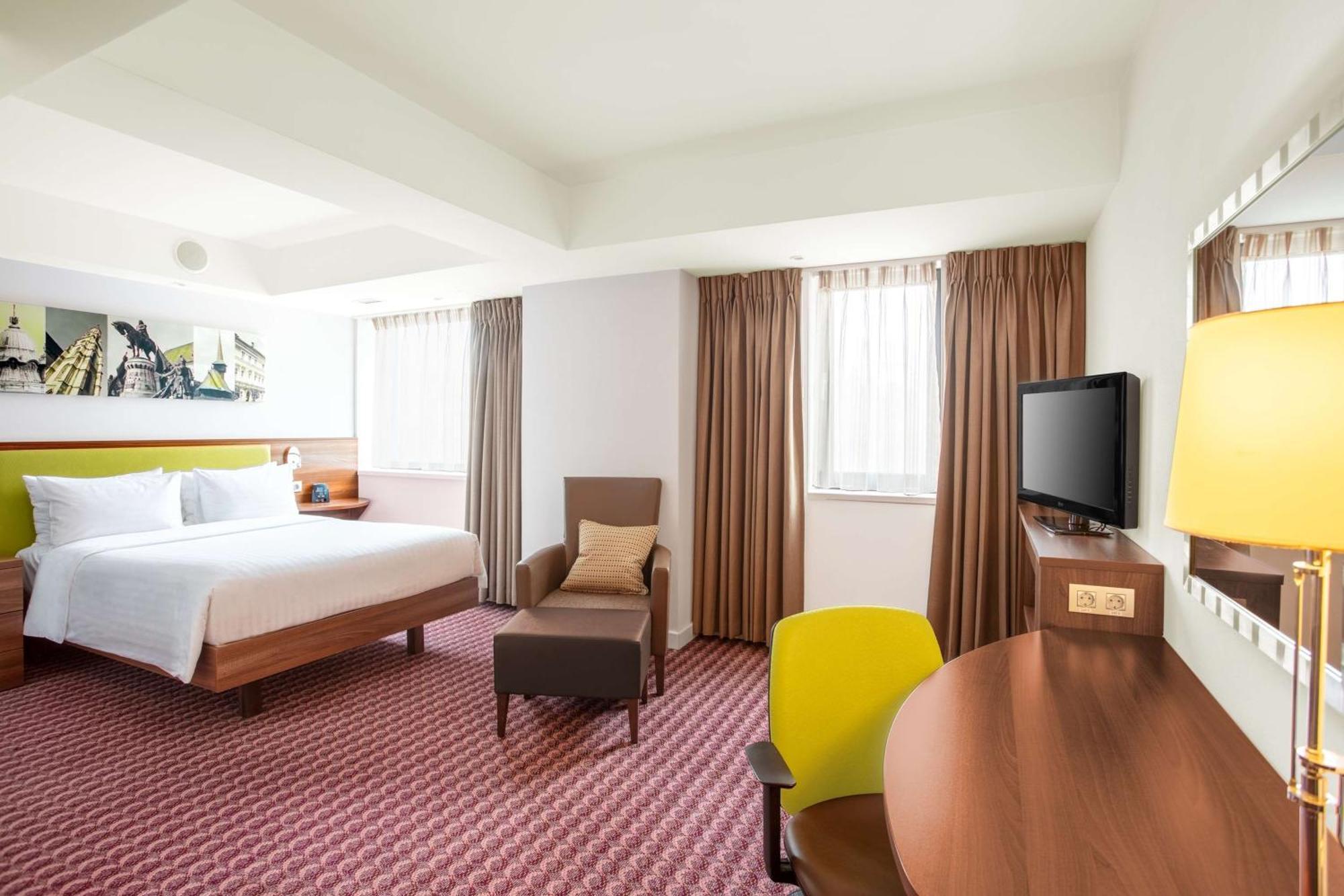 Hampton By Hilton Cluj-Napoca Hotel Ngoại thất bức ảnh