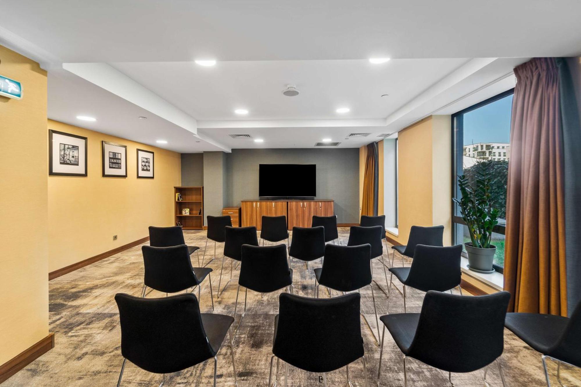 Hampton By Hilton Cluj-Napoca Hotel Ngoại thất bức ảnh