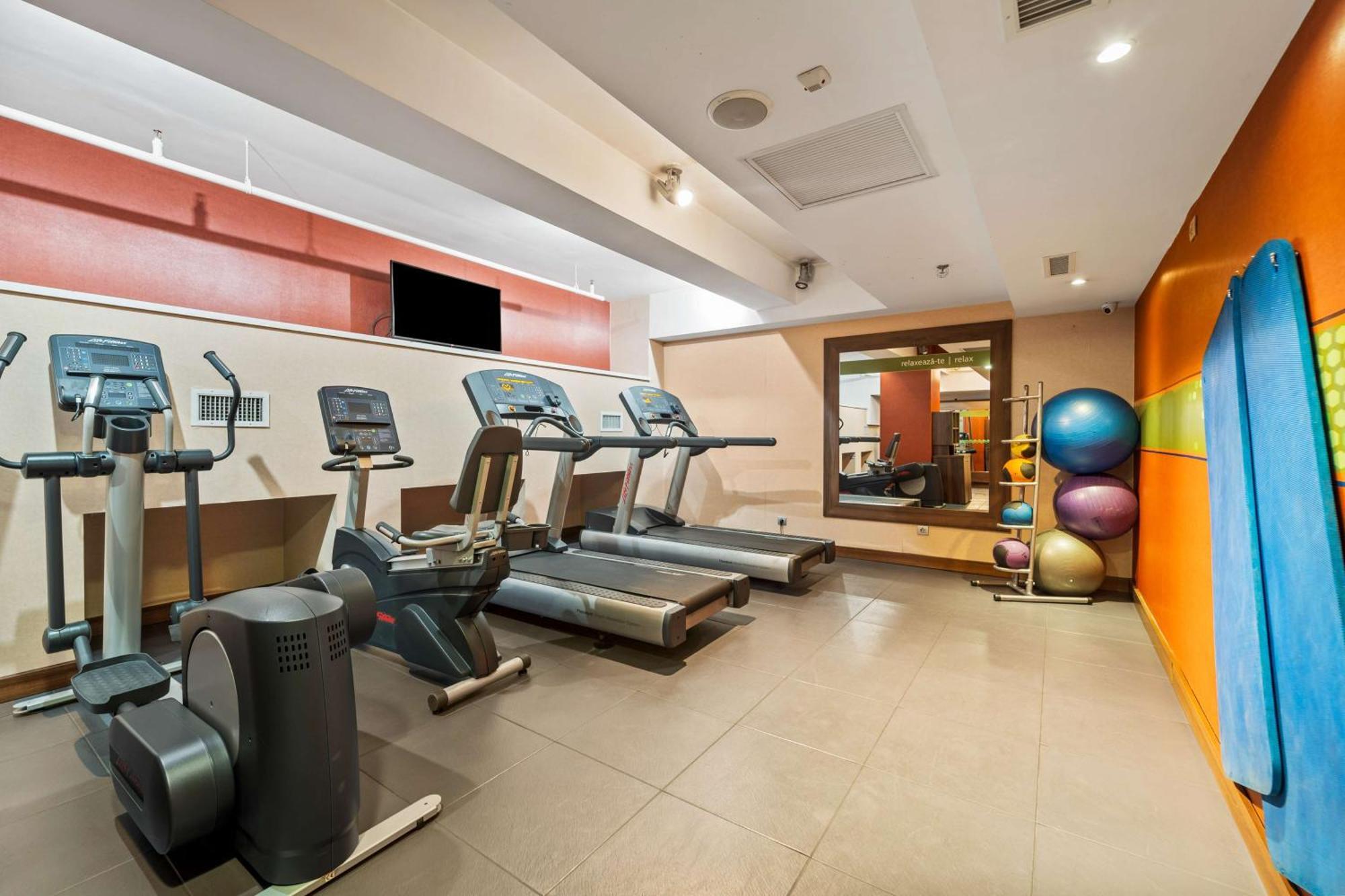 Hampton By Hilton Cluj-Napoca Hotel Ngoại thất bức ảnh