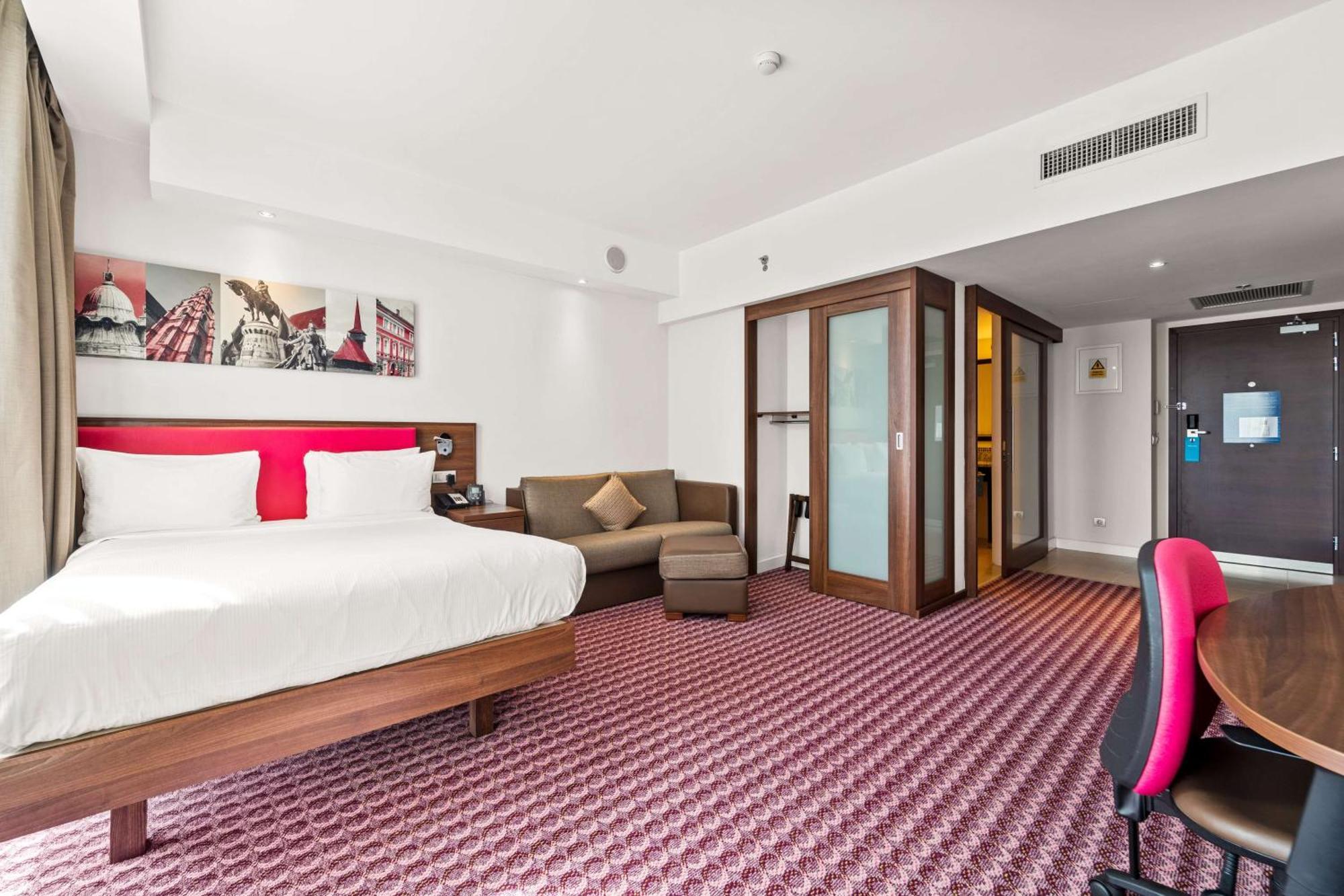 Hampton By Hilton Cluj-Napoca Hotel Ngoại thất bức ảnh