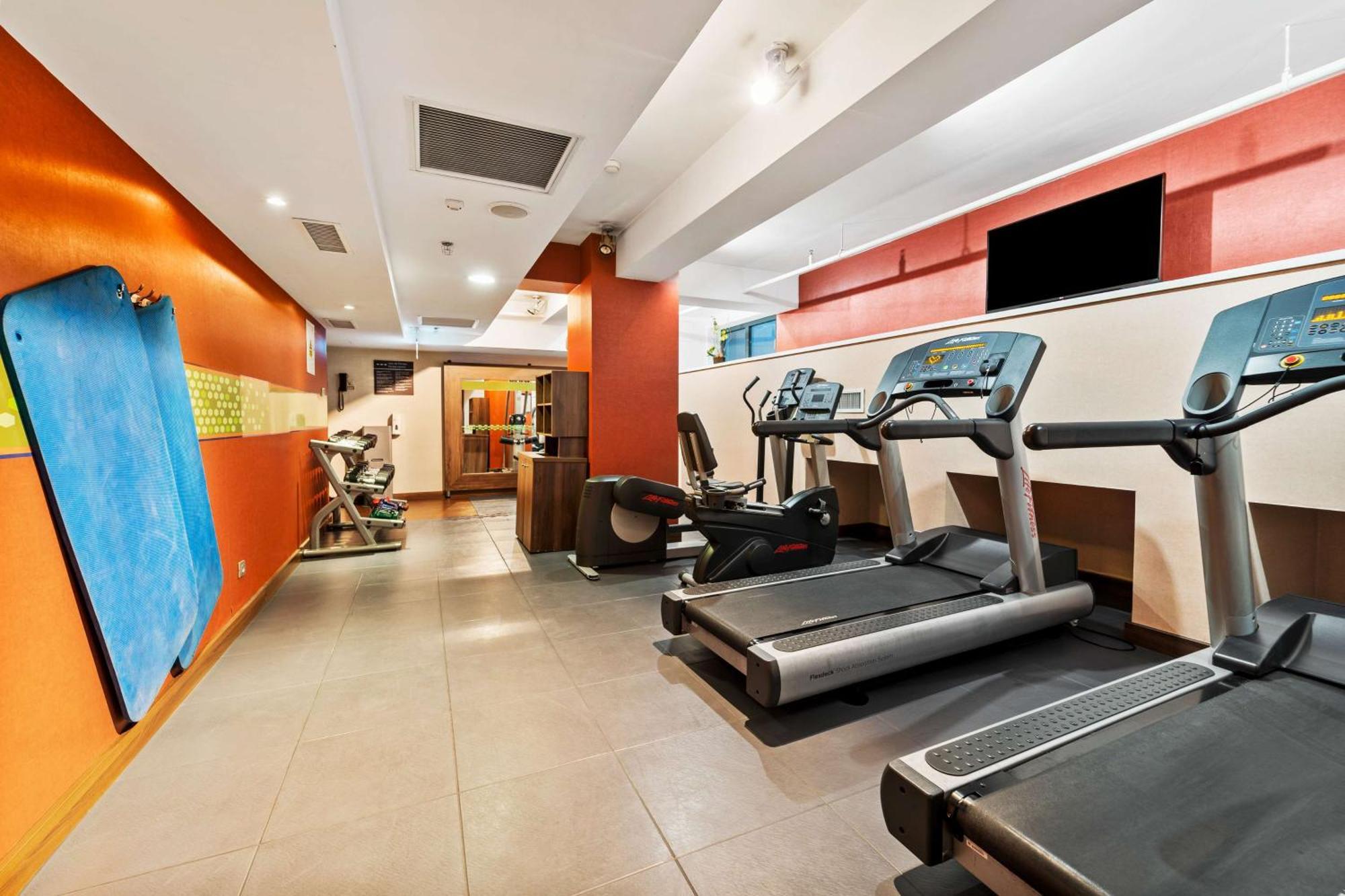 Hampton By Hilton Cluj-Napoca Hotel Ngoại thất bức ảnh